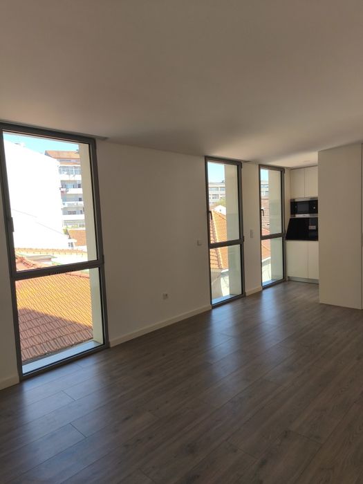 Arrendo apartamento T2 na trav de São Dinis, Porto