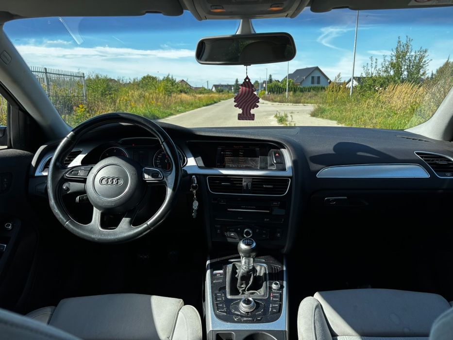 Audi A4 B8 2.0 TDI 2015r Wersja Ultra