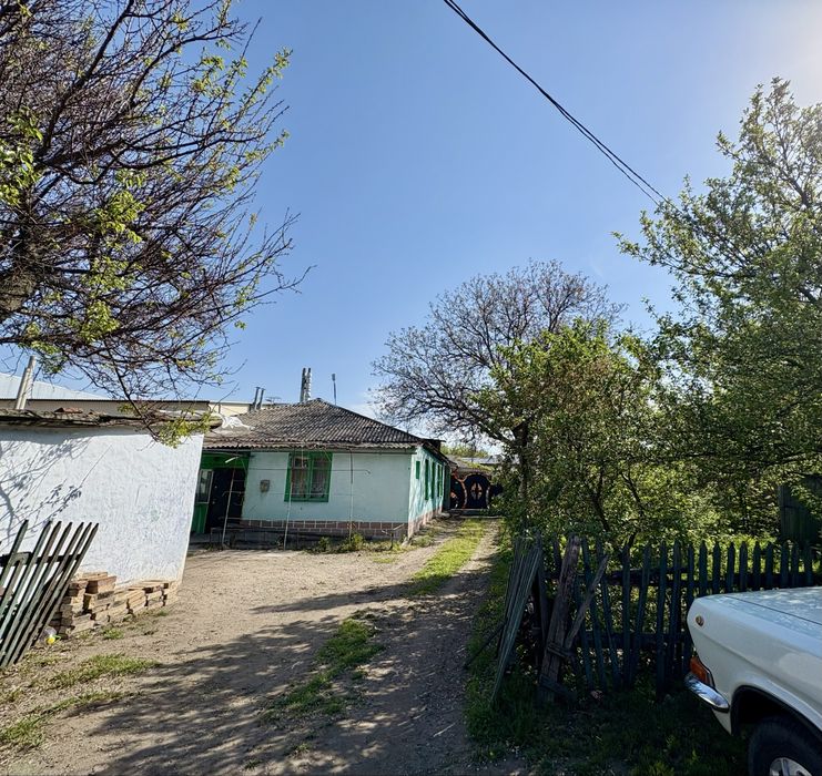 Продам 4-ох кімнатну квартиру