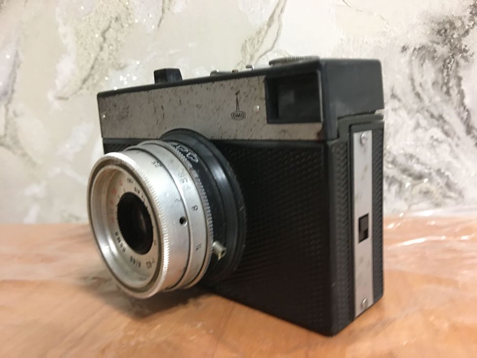 Продам б/у плёночный простой фотоаппарат ЛОМО Смена 8М