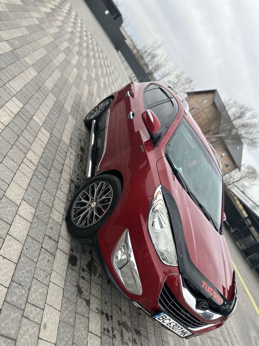 Автомобіль Hyundai Tucson