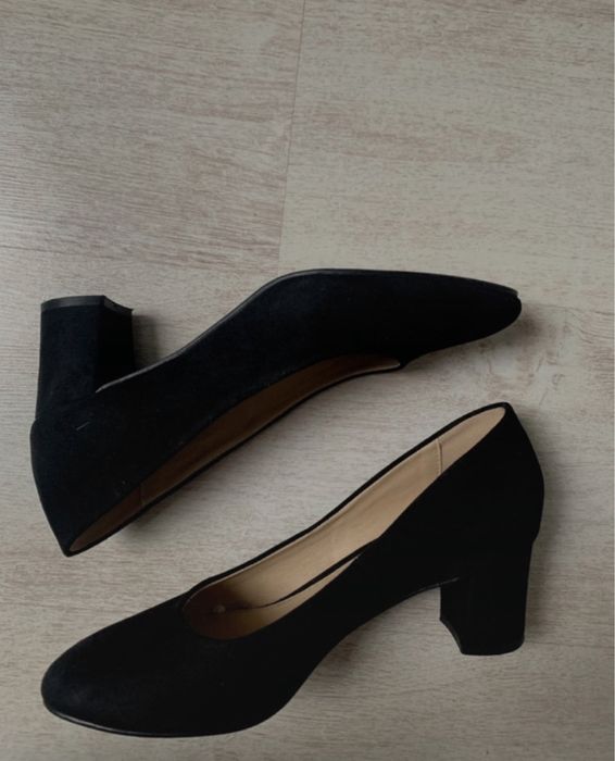 Czółenka na obcasie