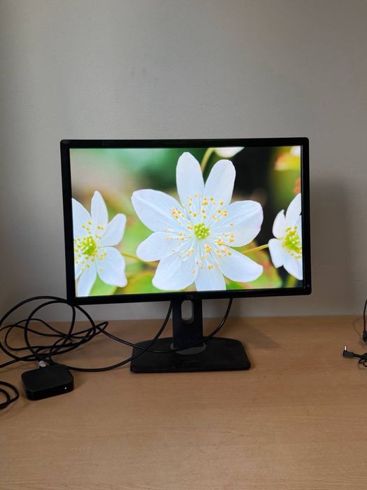 Монітор Dell — 24”, IPS, Full HD+