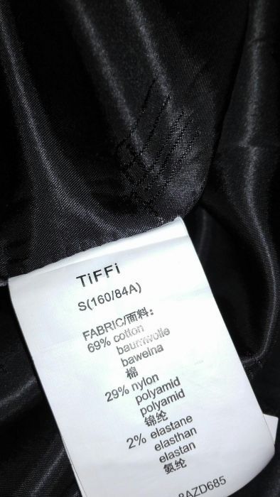 Sukienka czarna Tiffi 36