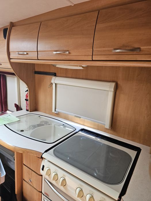 Reloute Inglesa alta qualidade SWIFT ,cama casal 2