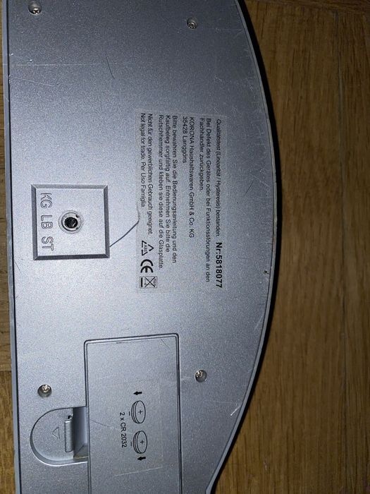 Waga elektryczna łazienkowa KORONA