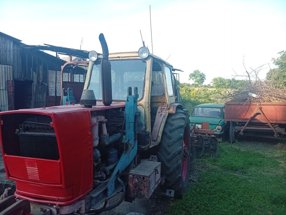 Продам трактор ЮМЗ 6 с куном