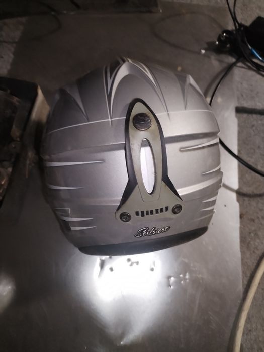 Шолом для катання diro