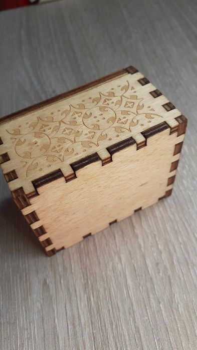 Caixa de música Elvis Can't help falling in love coração NOVO Valentim