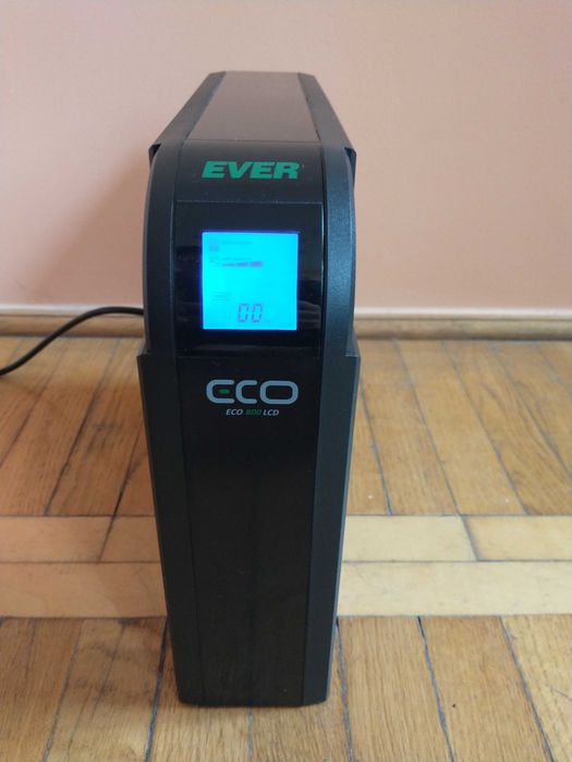 UPS Ever Eco 800 500W LCD Czarny Bez Akumulatorów