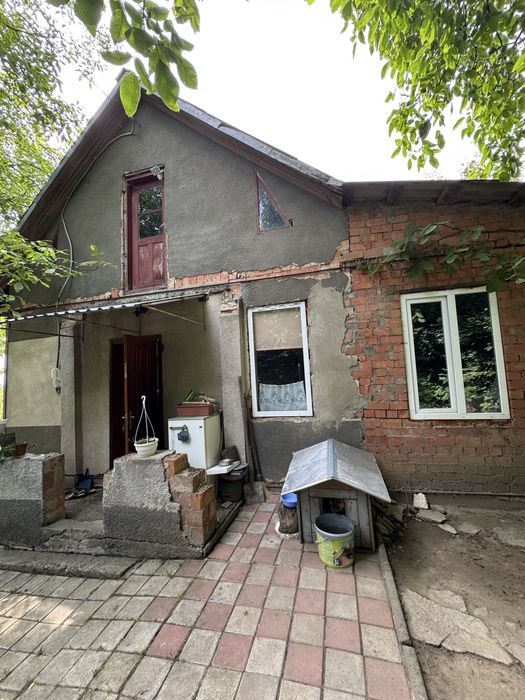 Окремо стоячий будинок