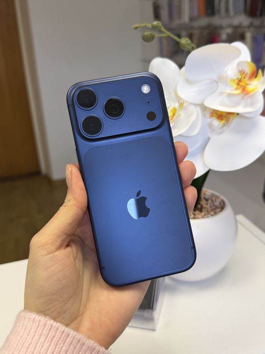 Iphone 17 Pro 256 Gb Blue / Відміний стан