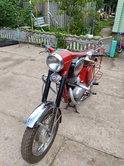 Jawa 350 але движок з яви 250