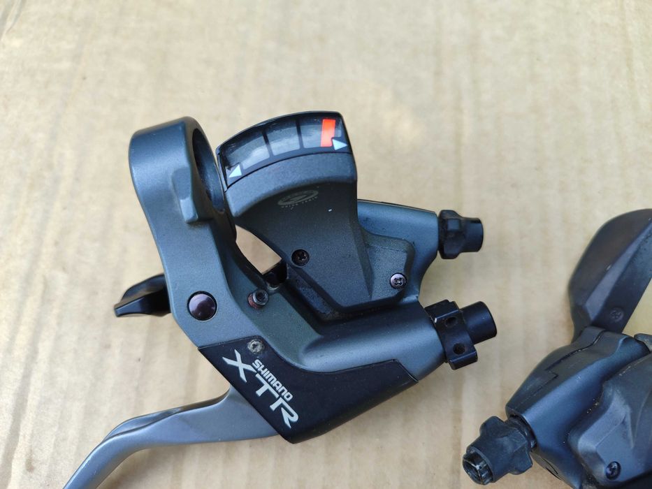 Klamkomanetki Shimano XTR ST-M952 RetroMTB 3x9spd. Bdb Stan