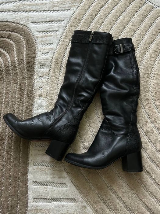 Зимові вживані чоботи,шкіряні