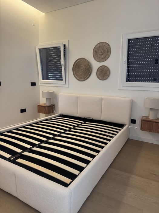 Cama 160x200 cm com arrumação nova
