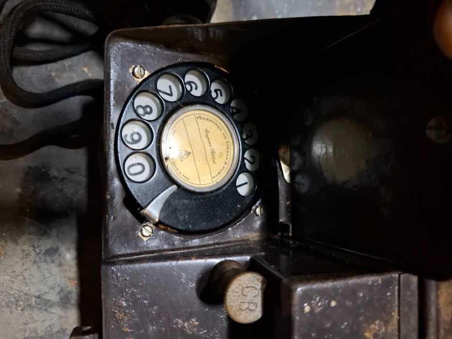 Telefone vintage tecnico dos TLP