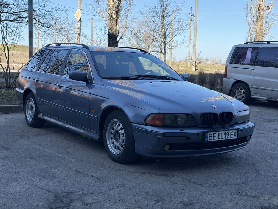 Продам BMW e39, 2.5 M57 , 2001 год