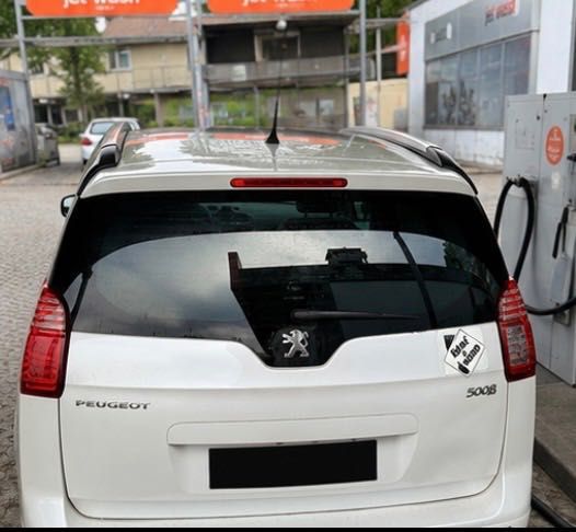 tenho um Peugeot 508 de 2011 com matrícula frances