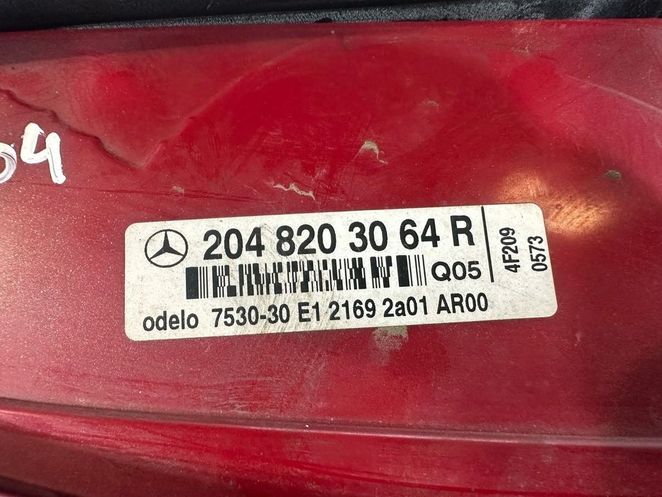 Farolins Tras Traseiros Esquerdo Direito Originais Mercedes Benz