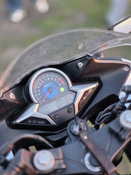 продам honda cbr 250r 2 ключа