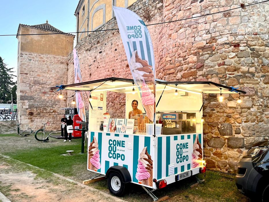 Food Truck de Gelados Completo – Pronto a Trabalhar