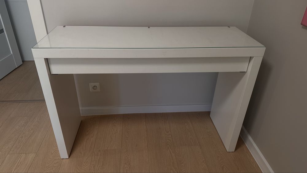 Toaletka biała MALM IKEA