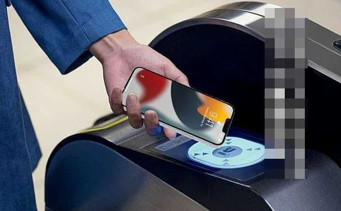 Magnetyczny uchwyt na karty MagSafe z podstawką do iPhone AFARER