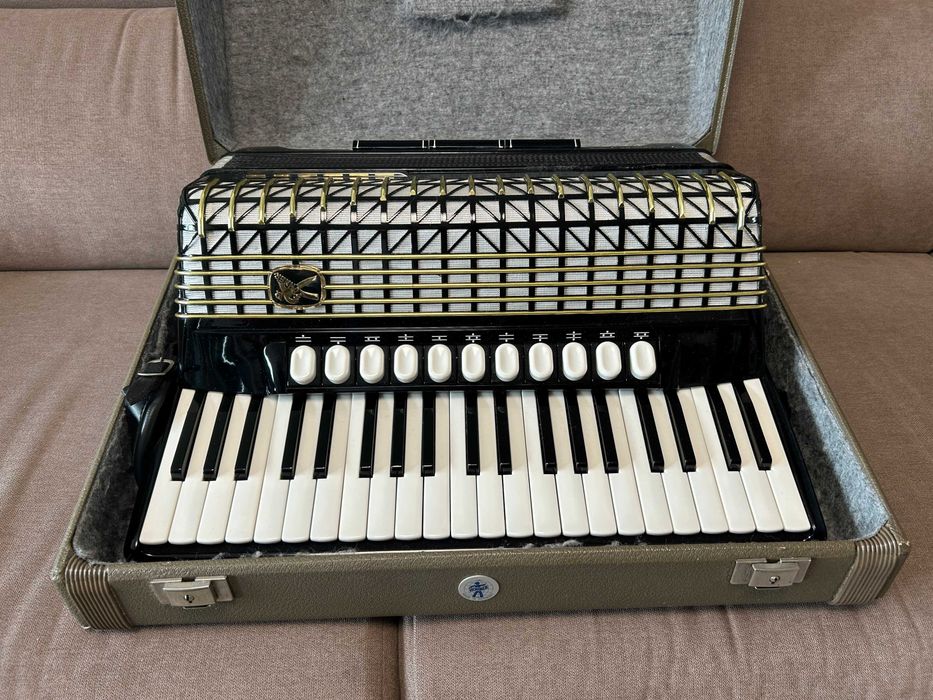 HOHNER Atlantic IV N de luxe, 120 basów, 4 chóry- REZERWACJA do 9.06.2026