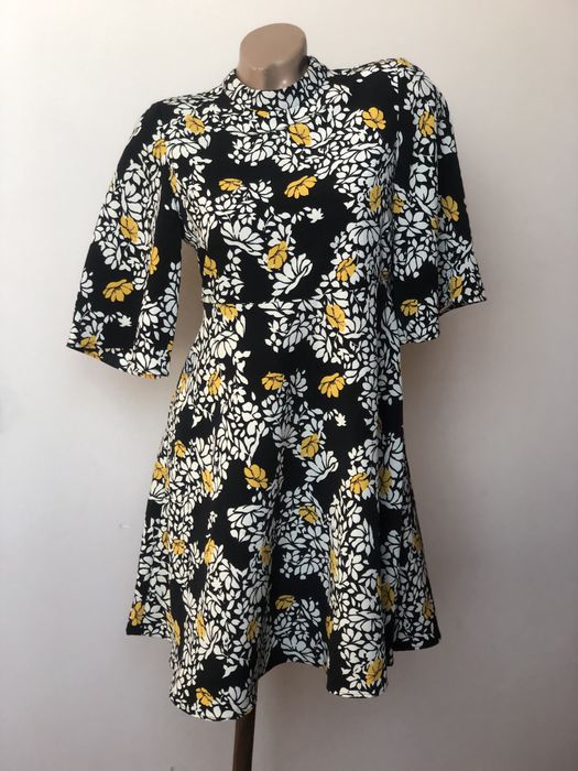 1+1=3 Різні плаття Zara, Pull&Bear, Stradivarius, Sfera