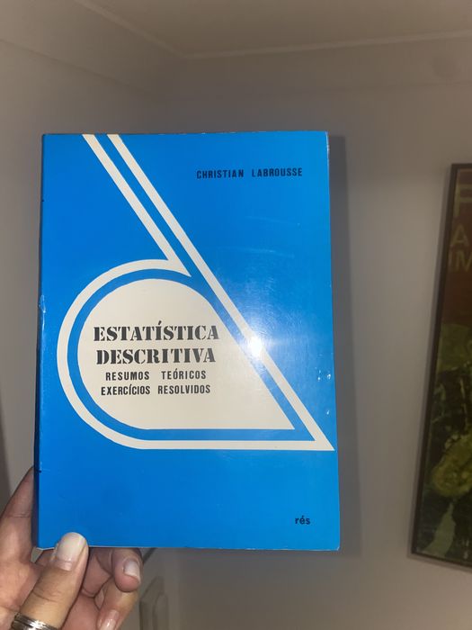 Vários livros, vários temas e gêneros