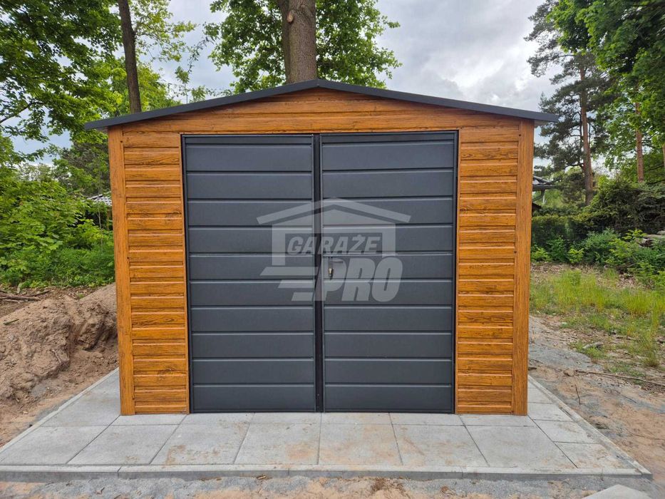 Garaż blaszany 3x4m Brama okno drewnopodobny  Dach dwuspadowy GP580
