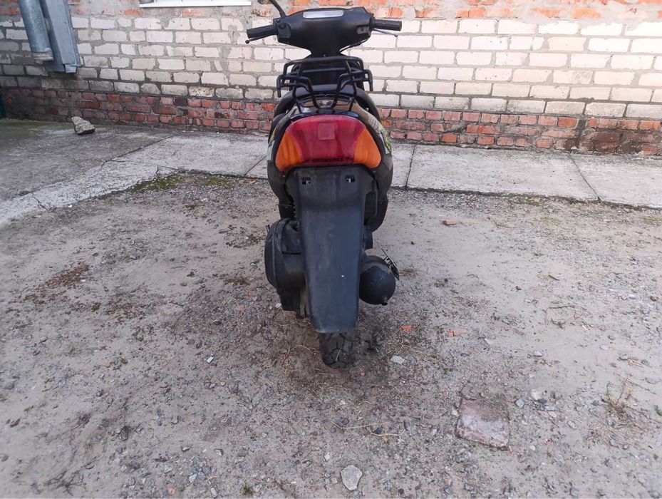 Скутер  Suzuki lets 2