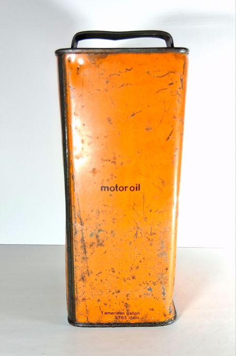 Lata antiga de óleo de motor SONAP