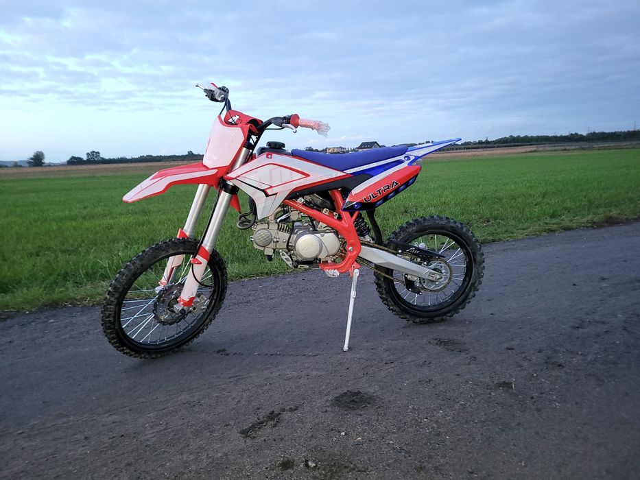 Mini cross pocket 49ccm moto 125ccm 150ccm