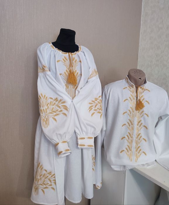 Шикарні  вишиті плаття