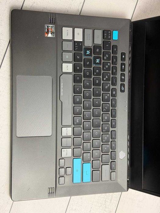 ASUS ROG Zephyrus G14 GA401QM Ryzen 9 5900HS RTX 3050 16ram 2K ssd 512