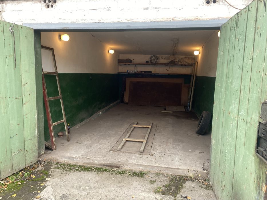 Продам гараж  долгинцевский район