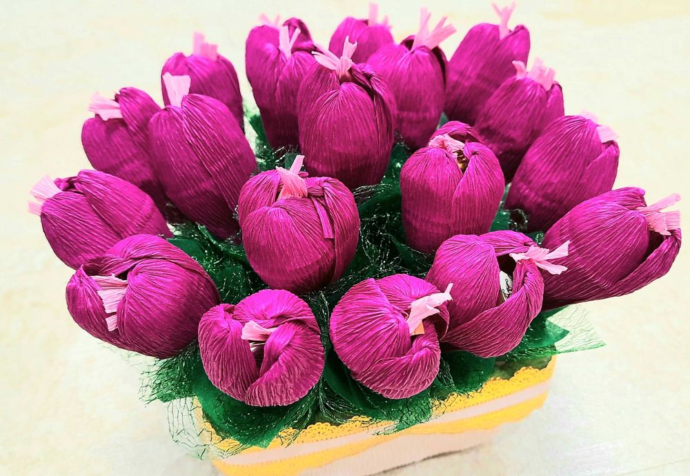 Букети ручної роботи. Квіти з цукерками. Оригінальний подарунок/