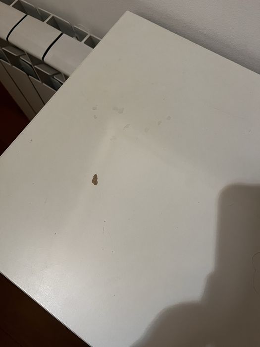 Armário branco Eket com pernas