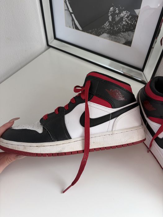Jordany 1 mid red