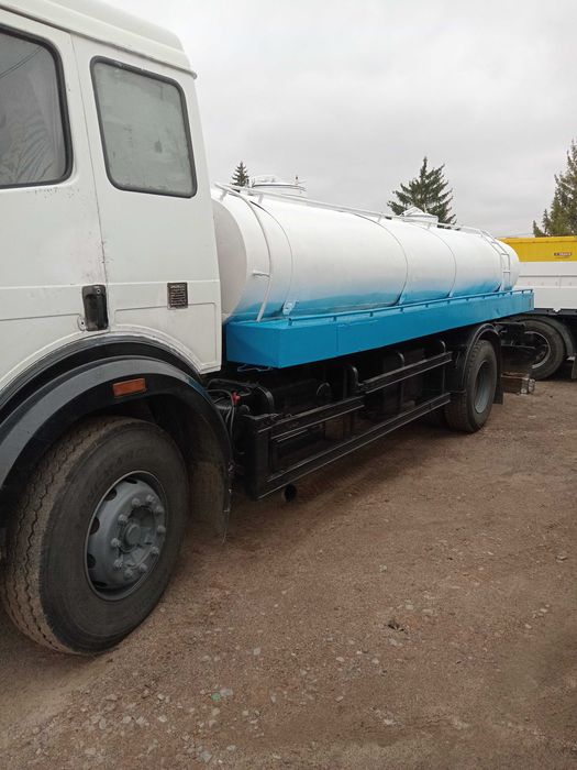 молоковоз ,водовоз, Mercedes-Benz 1424 цистерна харчова