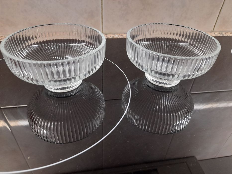 Copos e chávenas de cafe