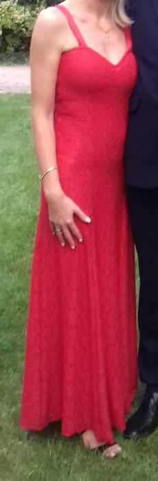 Sukienka czerwona długa na wesele r.36