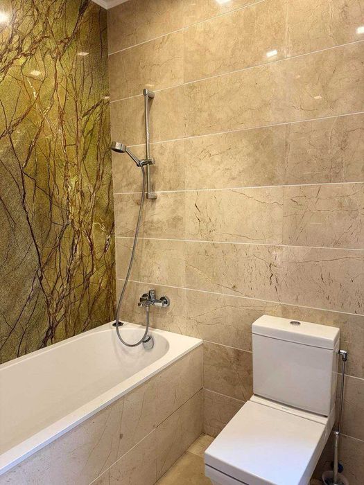 Продаж Будинку біля Лісу Великі Дмитровичі ! Ділянка 80 Соток !