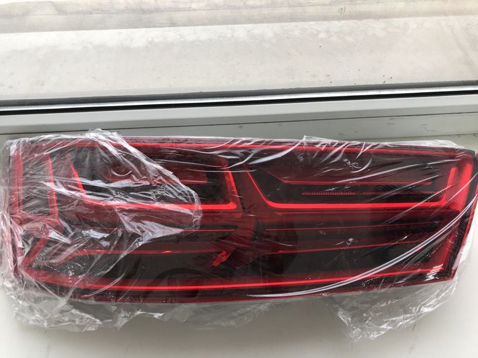 Продаю фары задние  audi Q 7