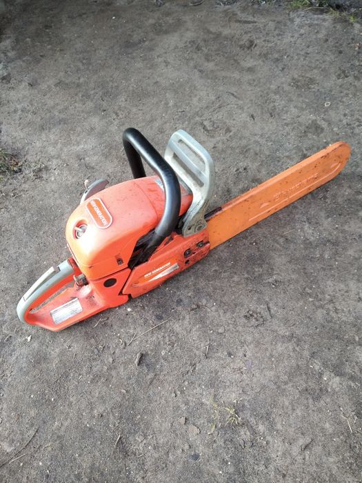 Продам бензопилу