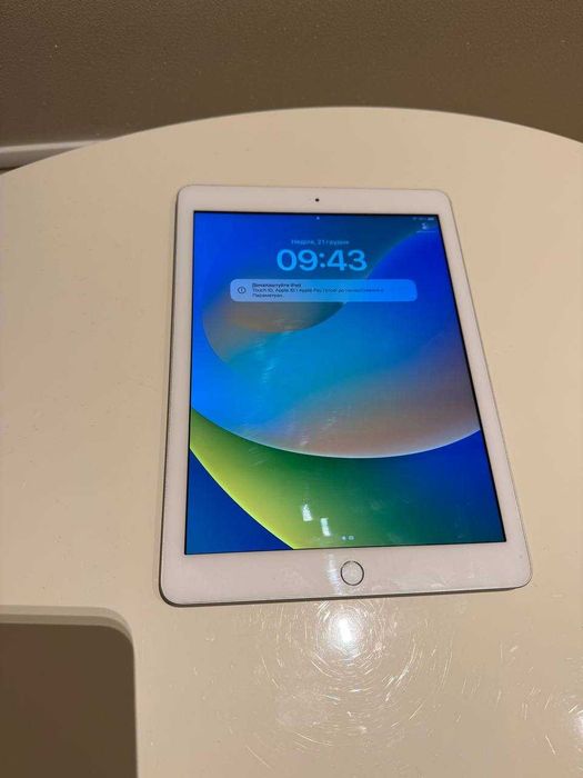 iPad 5 поколение 32GB wi-fi 2017