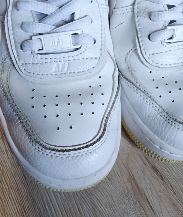 Білі шкіряні жіночі кросівки Nike,оригінал,жіночі кросівки 37-38р