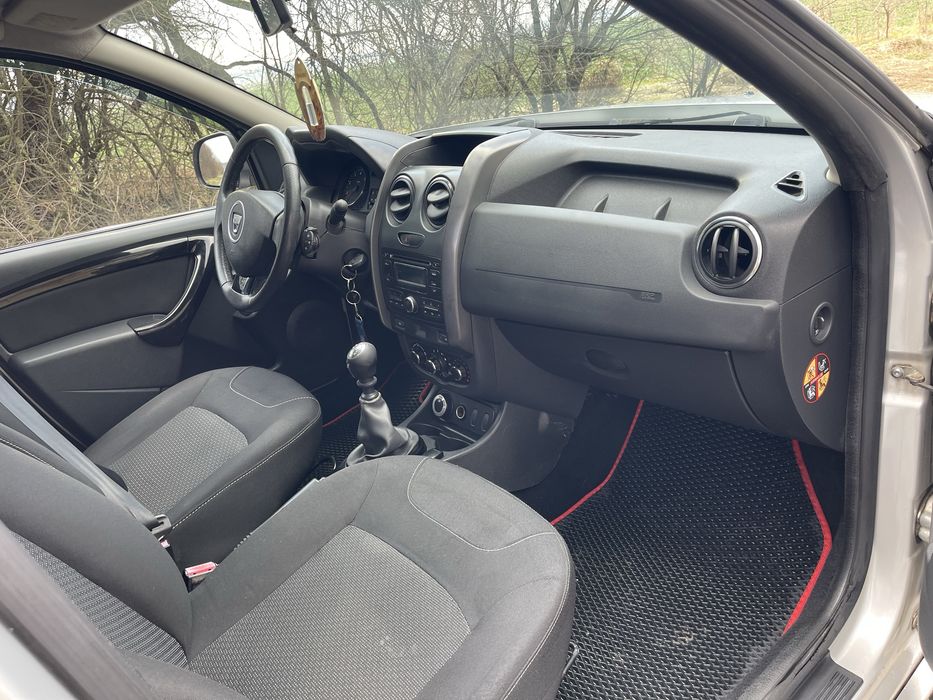 Renault Duster Поний привід ,